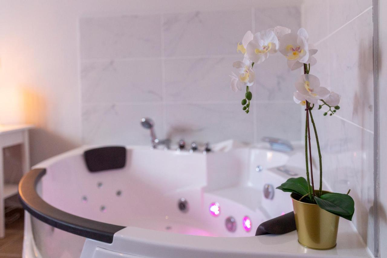 Apartmán LOC TROTTEUR LE CACAO - Balnéo, Gare Lurdy Exteriér fotografie